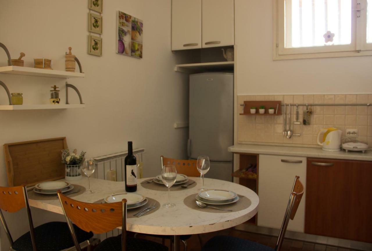 Studio Apartman Dida Bozo セニ エクステリア 写真